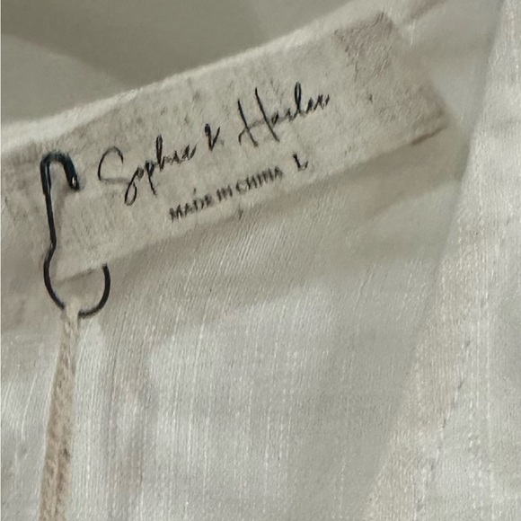 SOPHIE & HAILEE Ruffle Swing Wrap Dress.  Gently Loved, Size L. - Picture 2 of 3